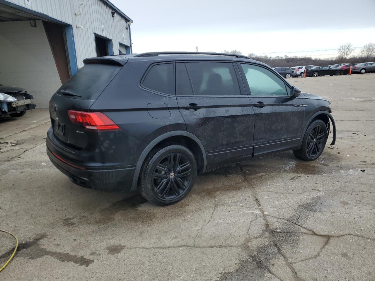 2022 VOLKSWAGEN TIGUAN SE R-LINE BLACK VIN:3VV8B7AX9NM144895