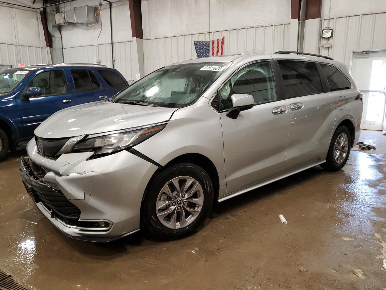 2023 TOYOTA SIENNA XLE VIN:5TDJSKFC3PS093292