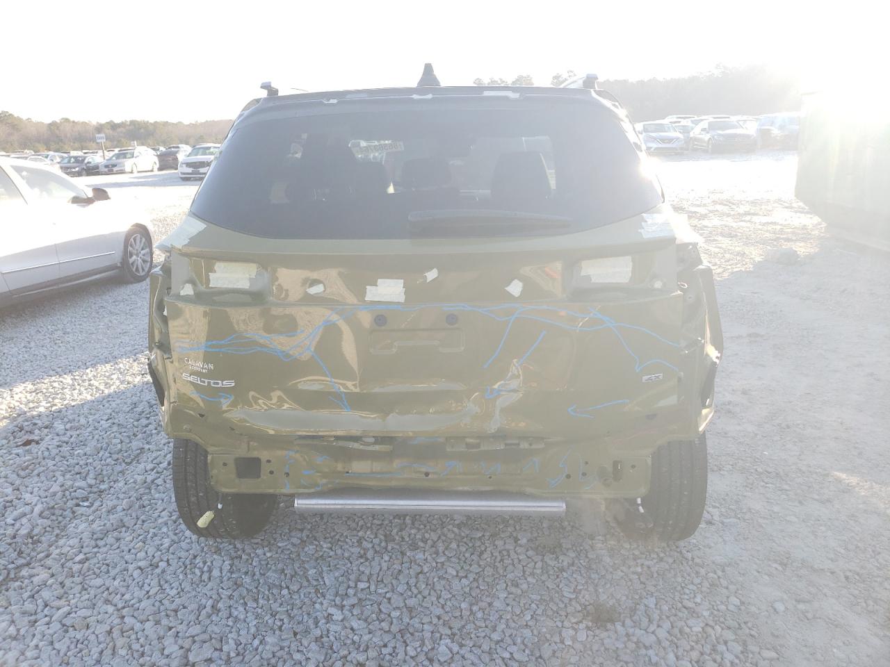 2024 KIA SELTOS SX VIN:KNDETCA75R7537106