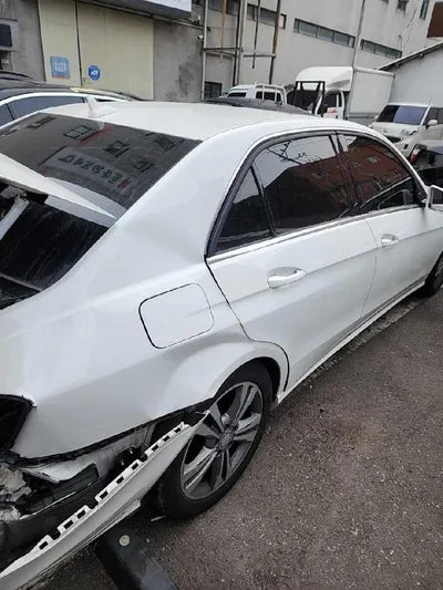 2014 Mercedes-Benz E 220 VIN: