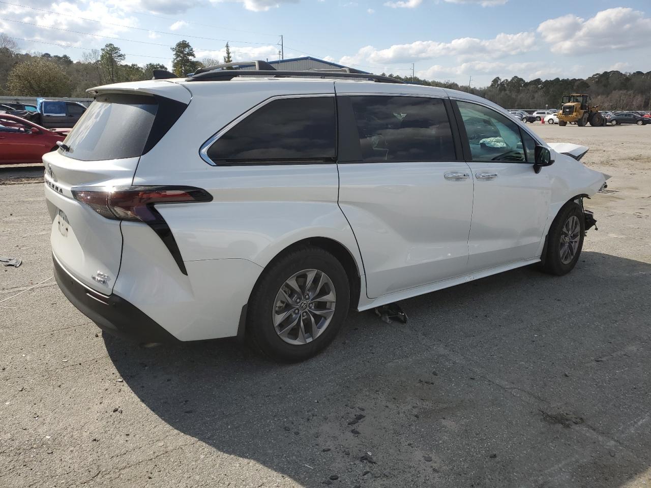 2023 TOYOTA SIENNA XLE VIN:5TDYRKEC1PS165988