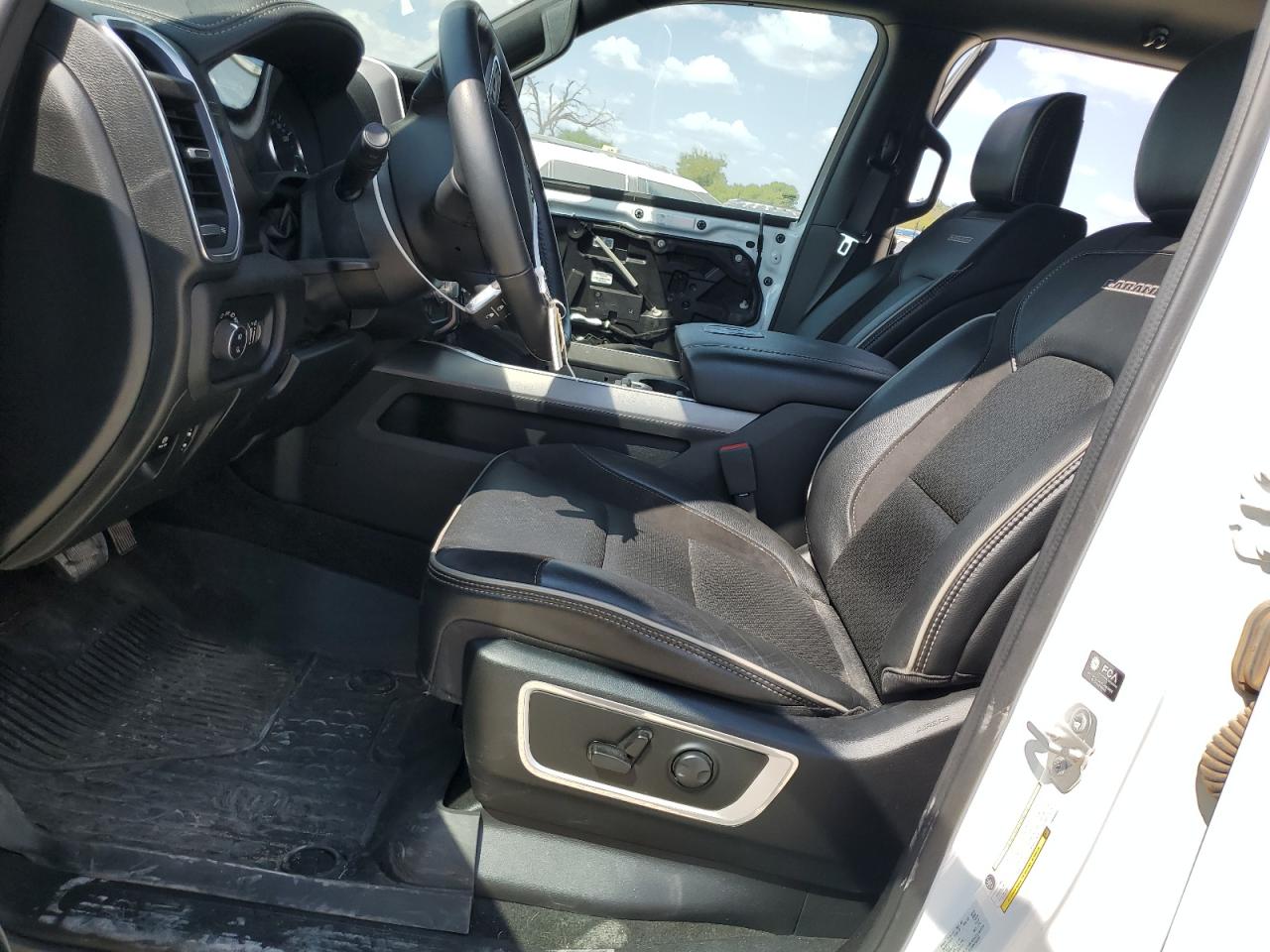 2023 RAM 1500 LARAMIE VIN:1C6SRFRT3PN590035