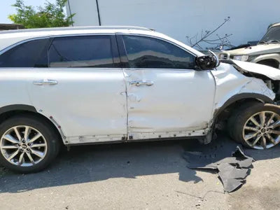 2016 Kia Sorento KNAPS81ABHA273043 VIN:KNAPS81ABHA273043