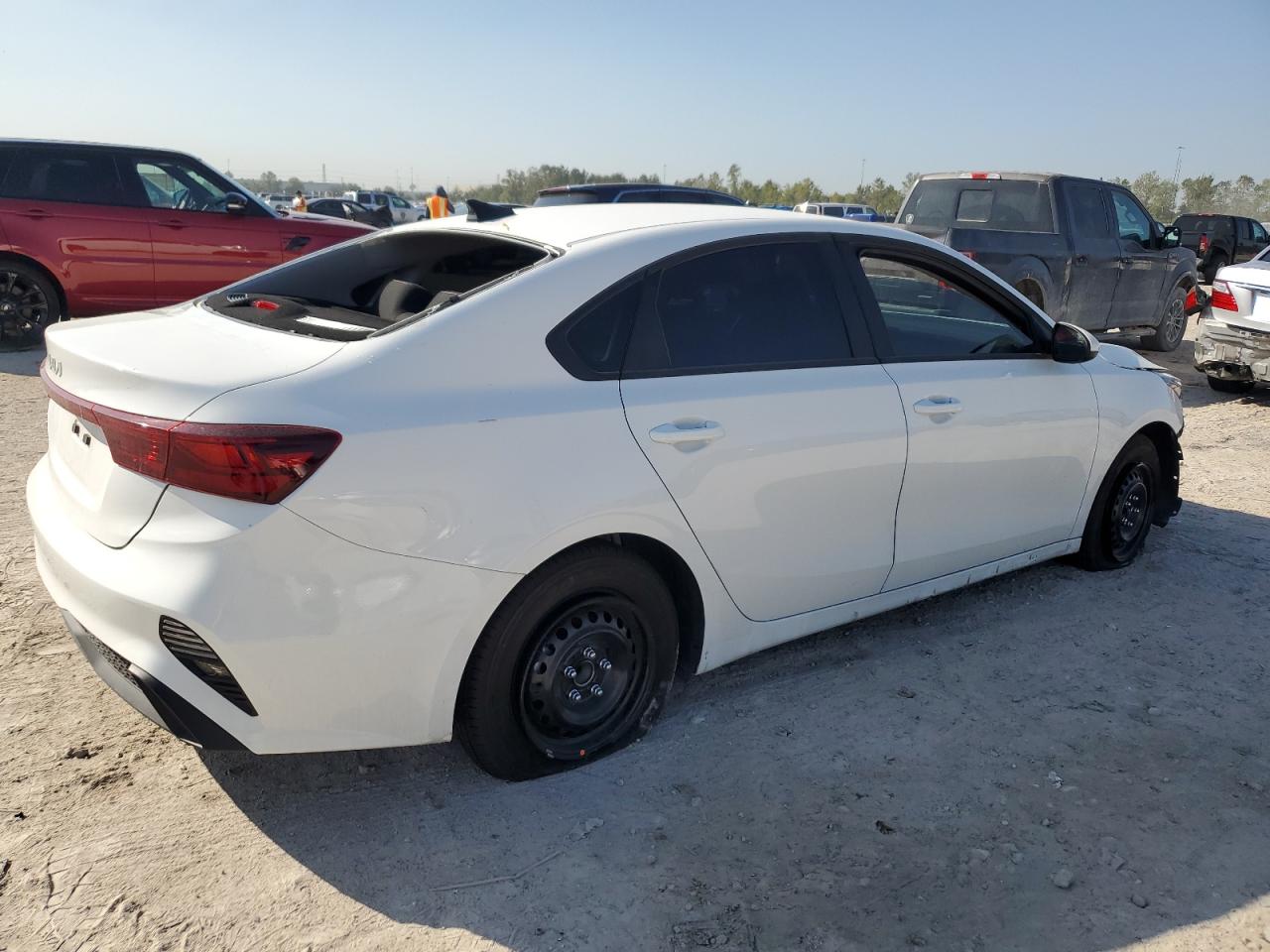 2024 KIA FORTE LX VIN:3KPF24AD2RE815348