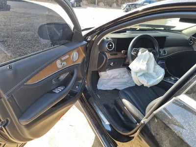 2020 Mercedes-Benz E 300 W1KZF4KB8LA824778 VIN:W1KZF4KB8LA824778