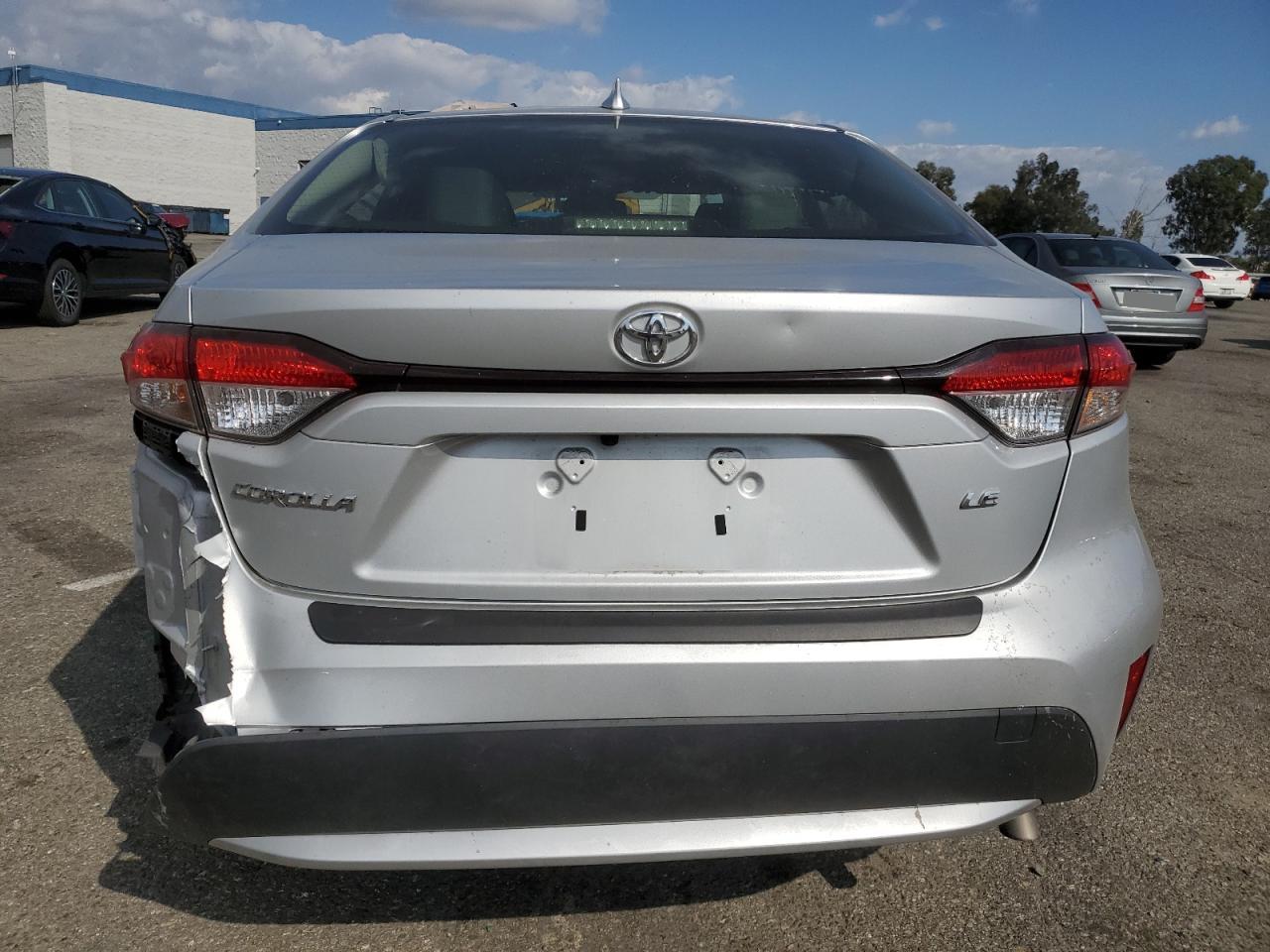 2022 TOYOTA COROLLA LE VIN:JTDEPMAE3N3018405