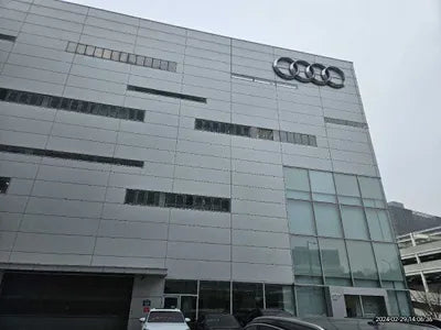 2022 Audi A4 WAUZZZF41NN009924 VIN:WAUZZZF41NN009924