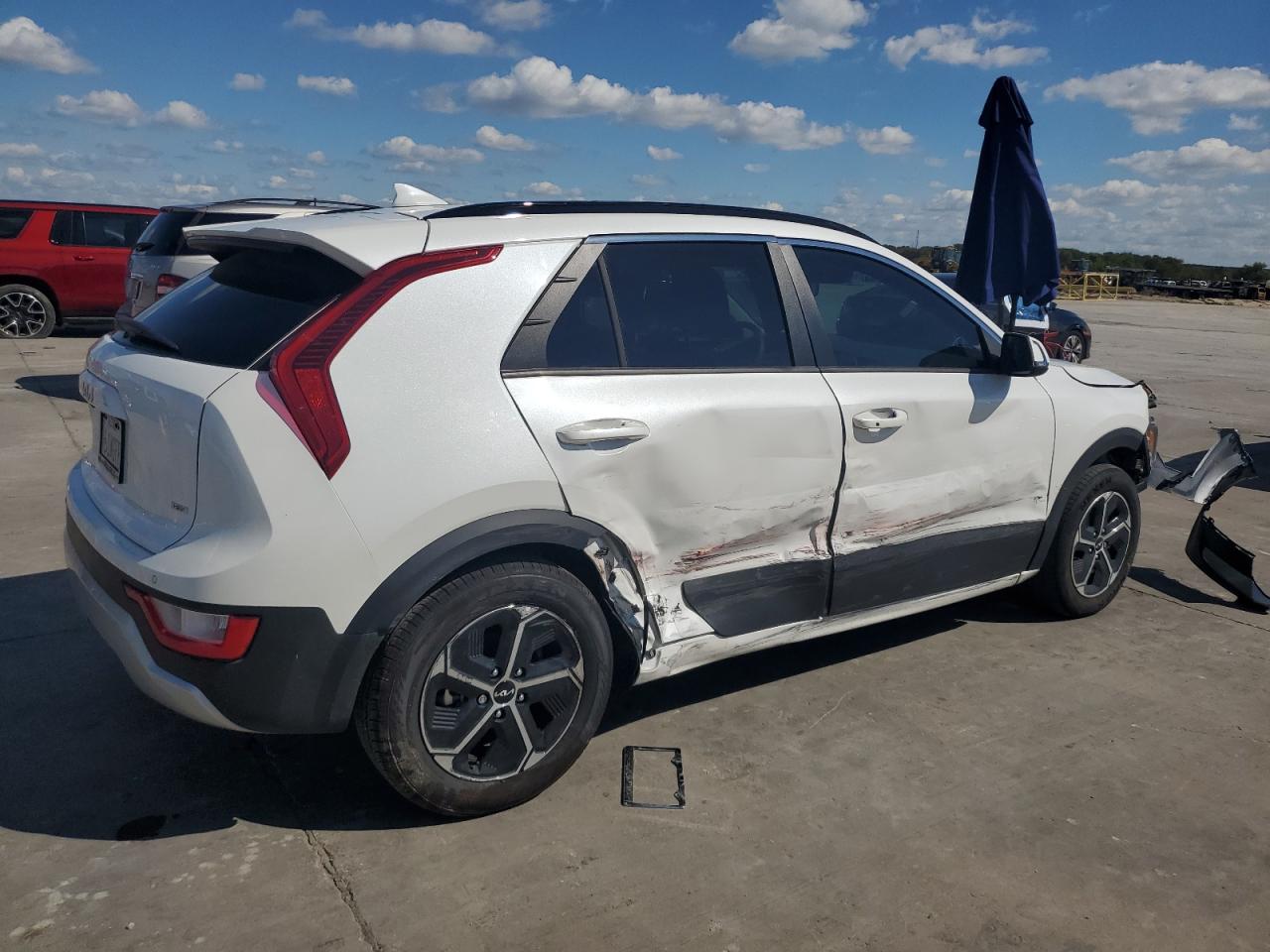 2023 KIA NIRO EX VIN:KNDCR3LE7P5063105