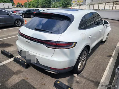 2019 Porsche Macan VIN: