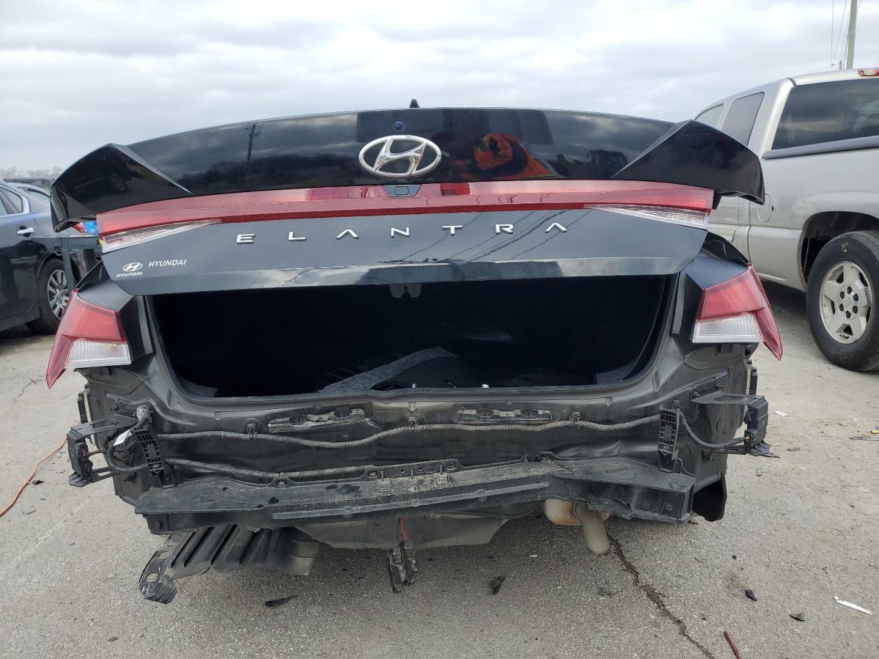2023 HYUNDAI ELANTRA SEL VIN:KMHLS4AG0PU614524