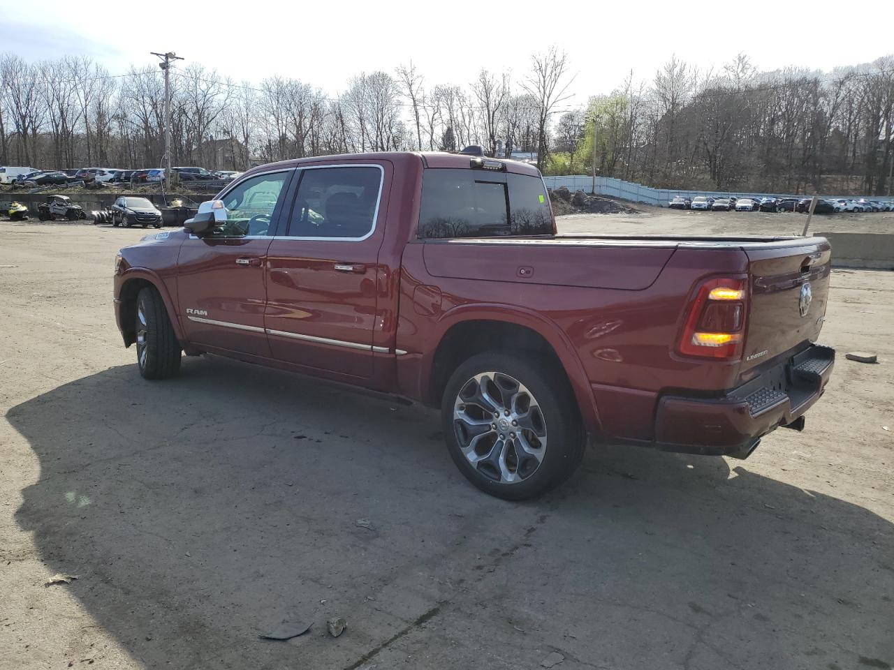 2022 RAM 1500 LIMITED VIN:1C6SRFHT5NN116571