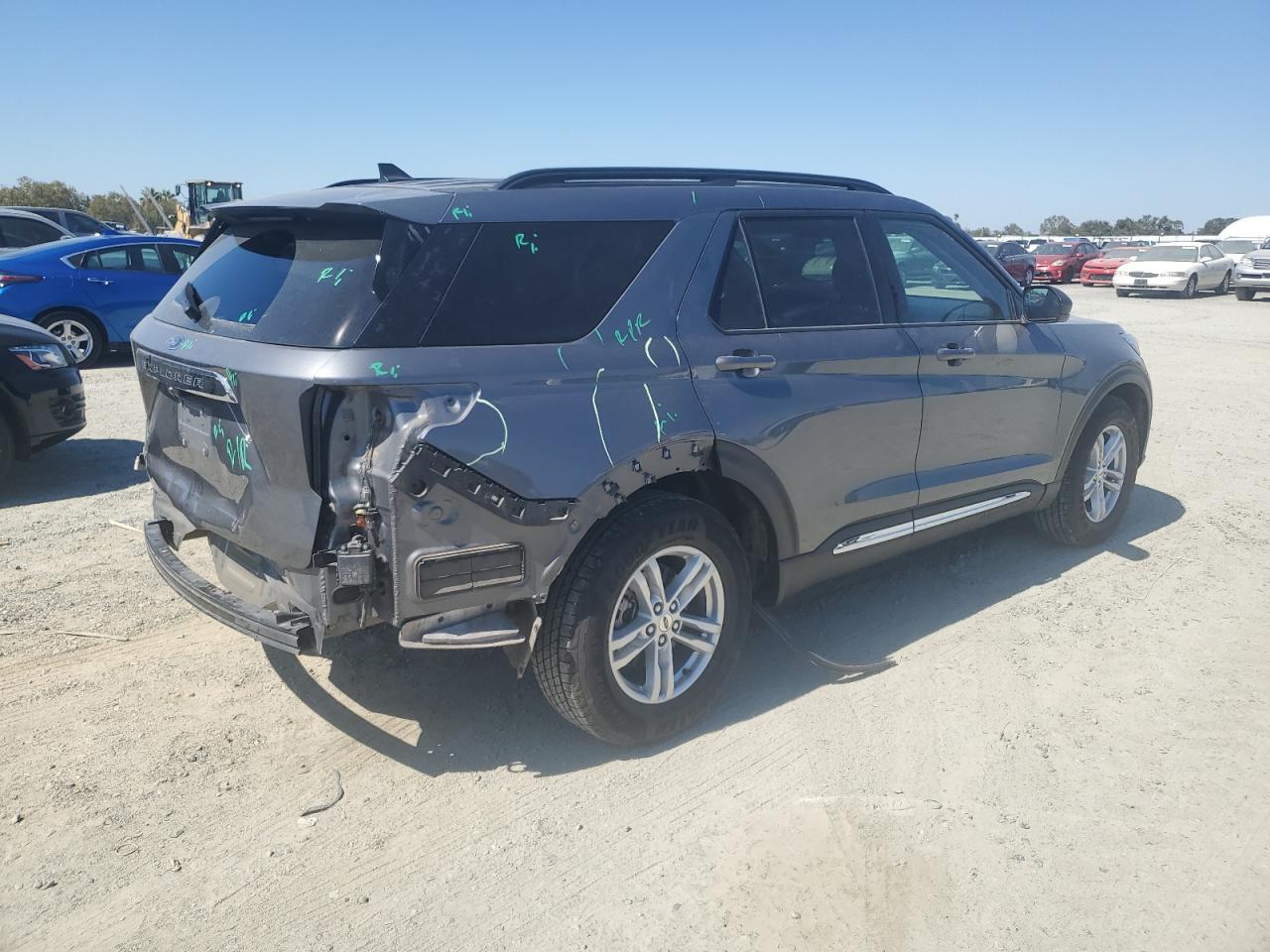2022 FORD EXPLORER XLT VIN:1FMSK7DH3NGB20493