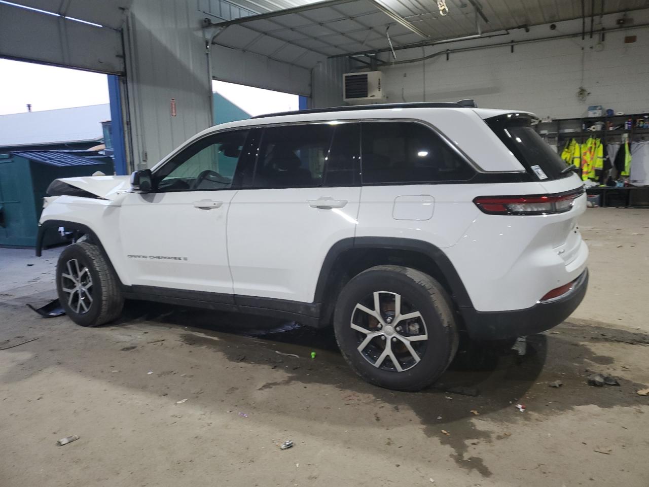 2024 JEEP GRAND CHEROKEE LIMITED VIN:1C4RJHBG3RC178106