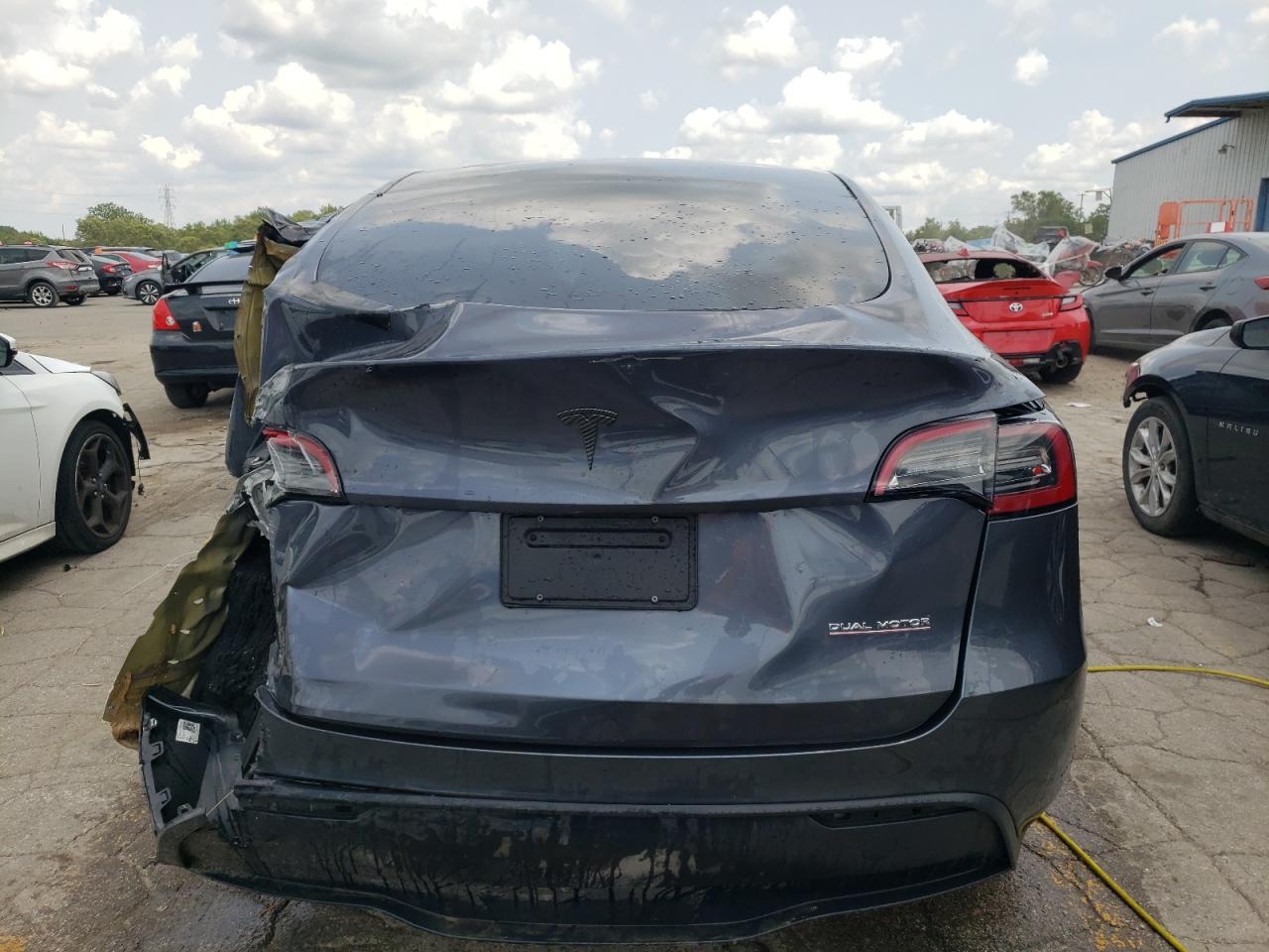 2023 TESLA MODEL Y  VIN:7SAYGDEF6PF895866