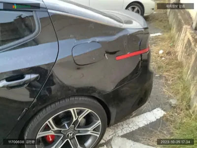 2017 Kia Stinger KNAE751CBJS001270 VIN:KNAE751CBJS001270