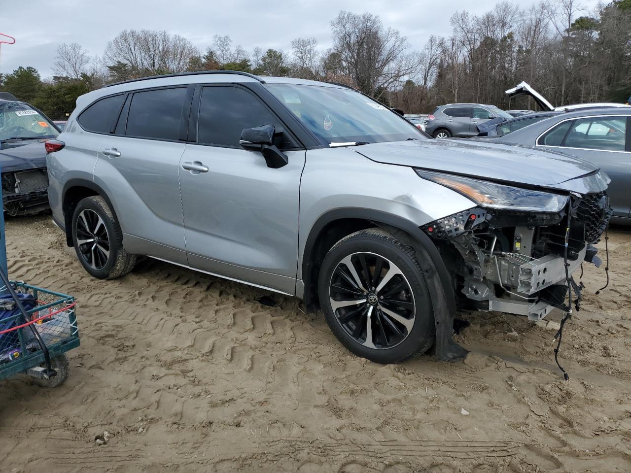2022 TOYOTA HIGHLANDER XSE VIN:5TDLZRBH1NS238146