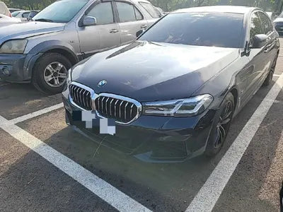 2022 BMW 520 VIN: