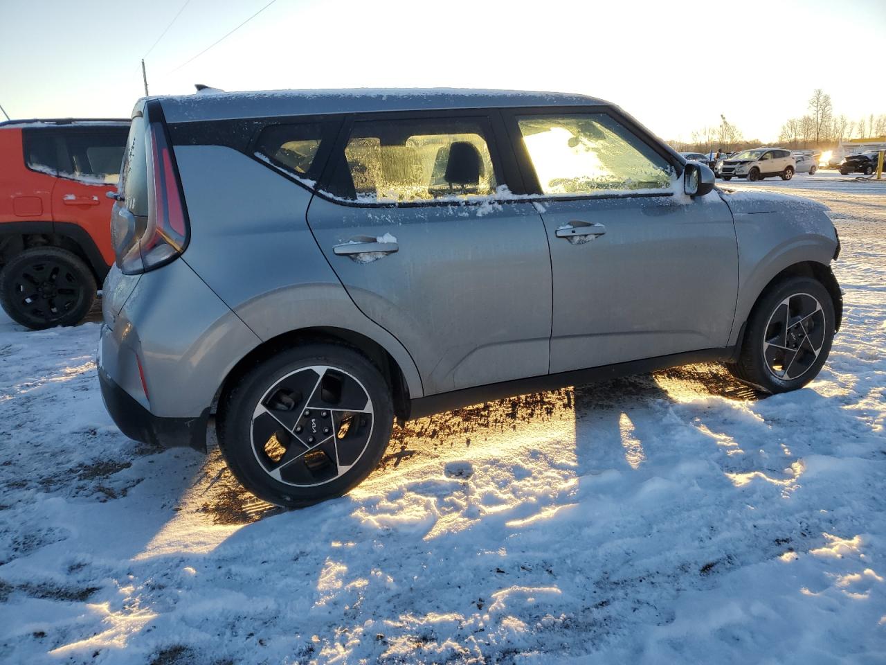 2023 KIA SOUL EX VIN:KNDJ33AU6P7865359