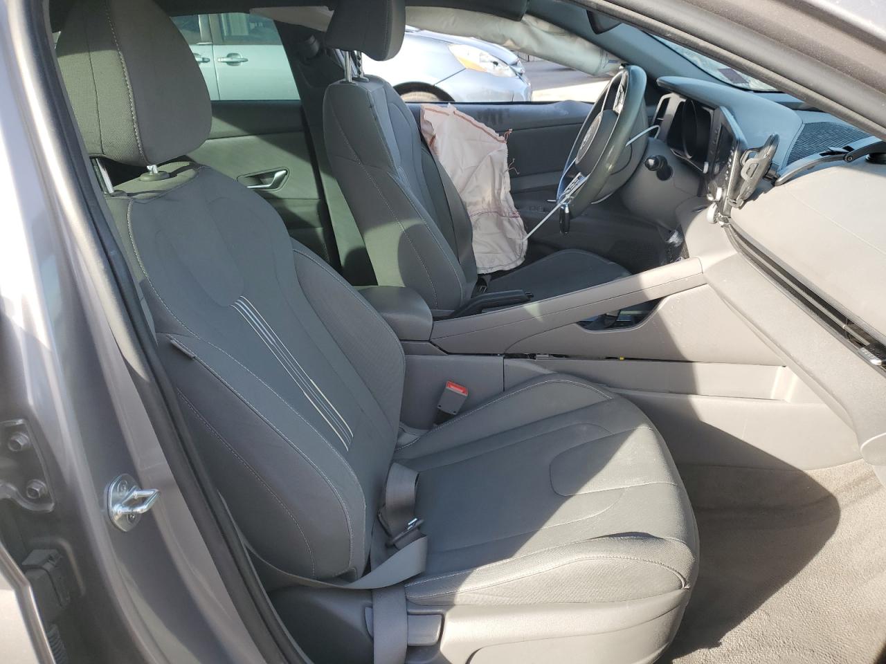 2022 HYUNDAI ELANTRA SEL VIN:KMHLM4AG3NU287303