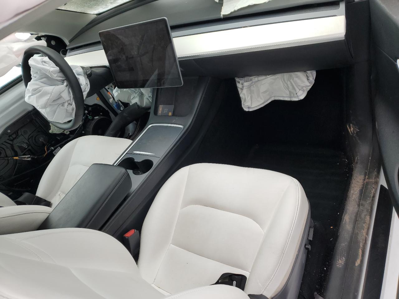 2022 TESLA MODEL Y  VIN:7SAYGDEE9NF447187