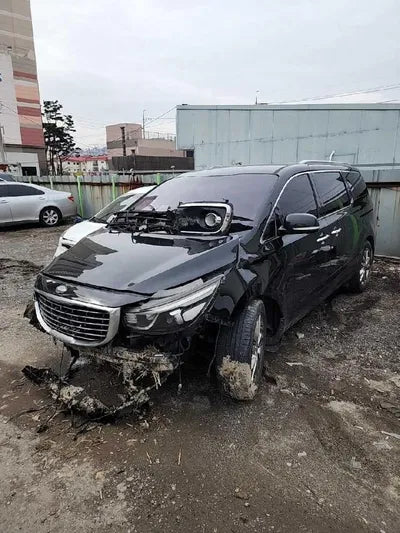 2015 Kia Carnival VIN:
