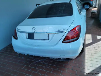 2015 Mercedes-Benz C 220 VIN: