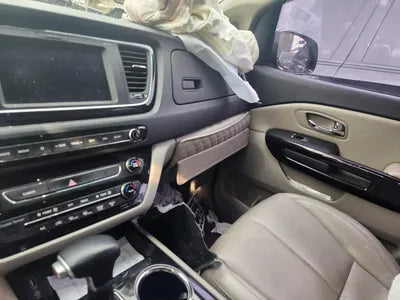 2018 Kia Carnival KNAME81ABKS449675 VIN:KNAME81ABKS449675