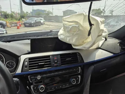 2016 BMW 320 WBA8C5101HK643329 VIN:WBA8C5101HK643329