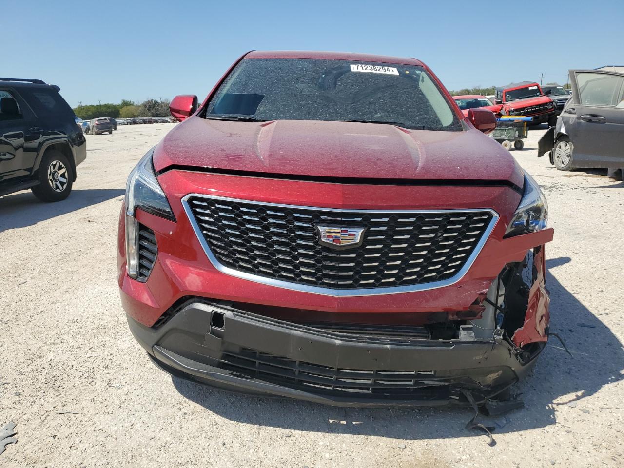 2022 CADILLAC XT4 LUXURY VIN:1GYAZAR40NF111913