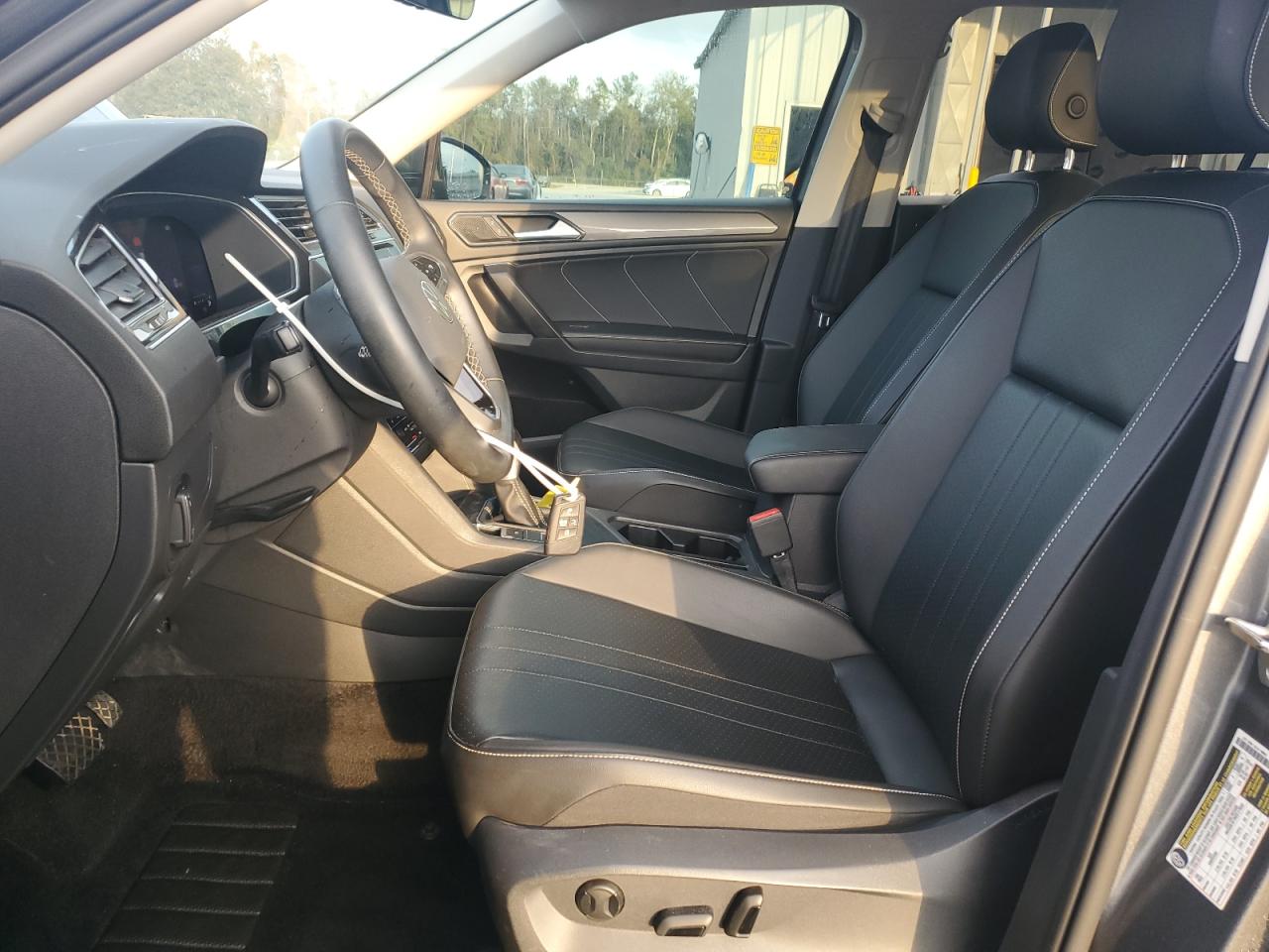 2022 VOLKSWAGEN TIGUAN SE VIN:3VV3B7AX2NM071184