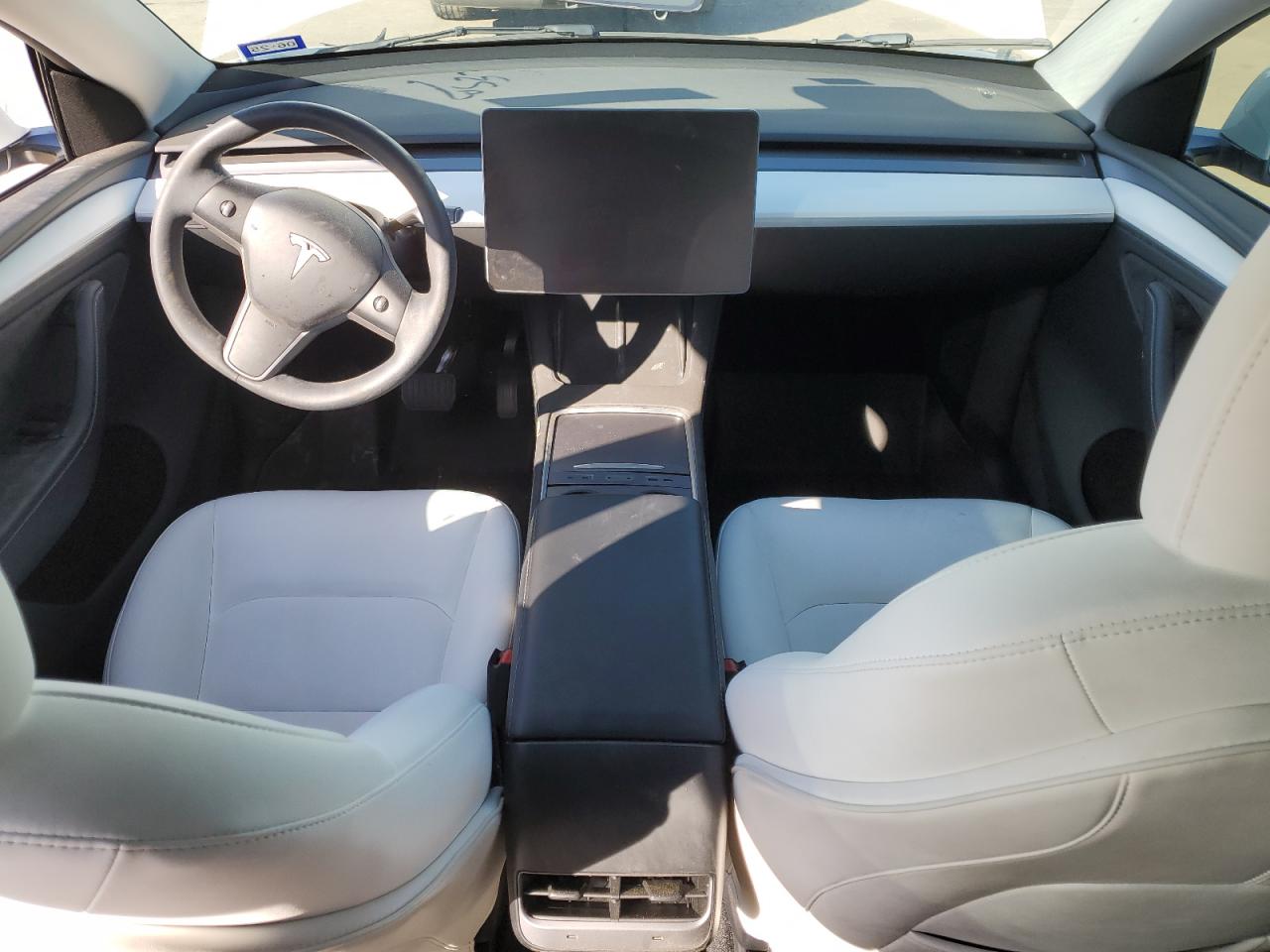 2023 TESLA MODEL Y  VIN:7SAYGDEE2PA139861
