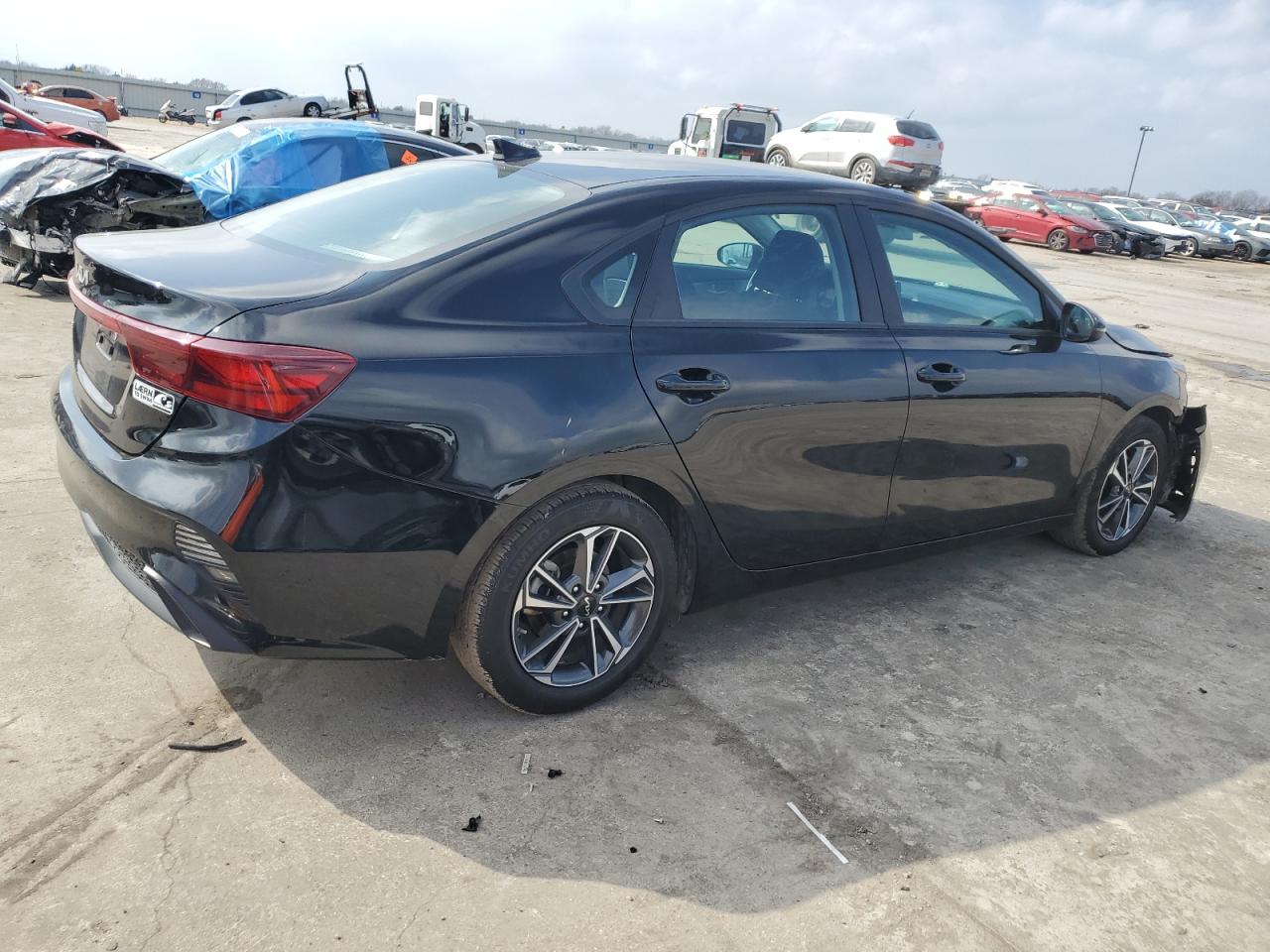 2022 KIA FORTE FE VIN:3KPF24AD7NE475222