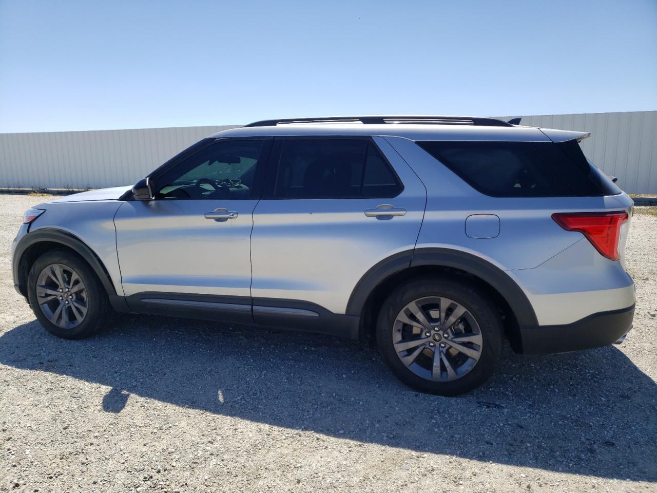2022 FORD EXPLORER XLT VIN:1FMSK7DH1NGA73044
