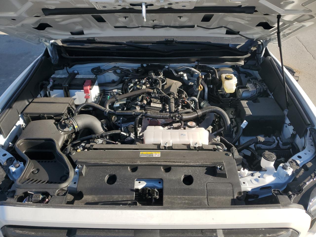 2024 TOYOTA TACOMA DOUBLE CAB VIN:3TYKB5FN3RT006747