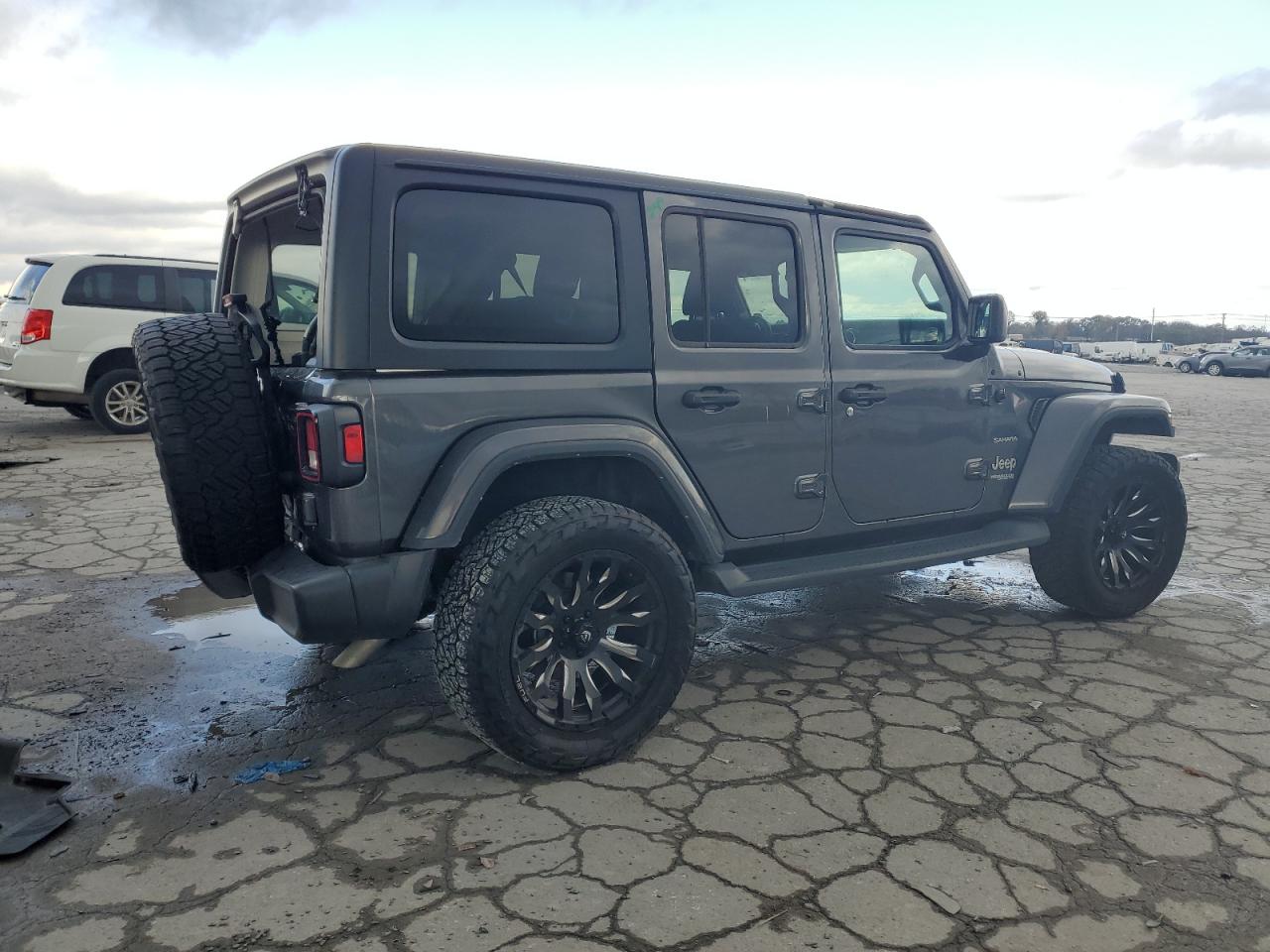 2022 JEEP WRANGLER UNLIMITED SAHARA VIN:1C4HJXEG9NW269598