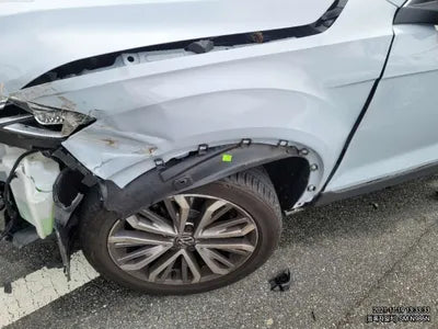2021 Volkswagen T-Roc WVGZZZA1ZMV033811 VIN:WVGZZZA1ZMV033811