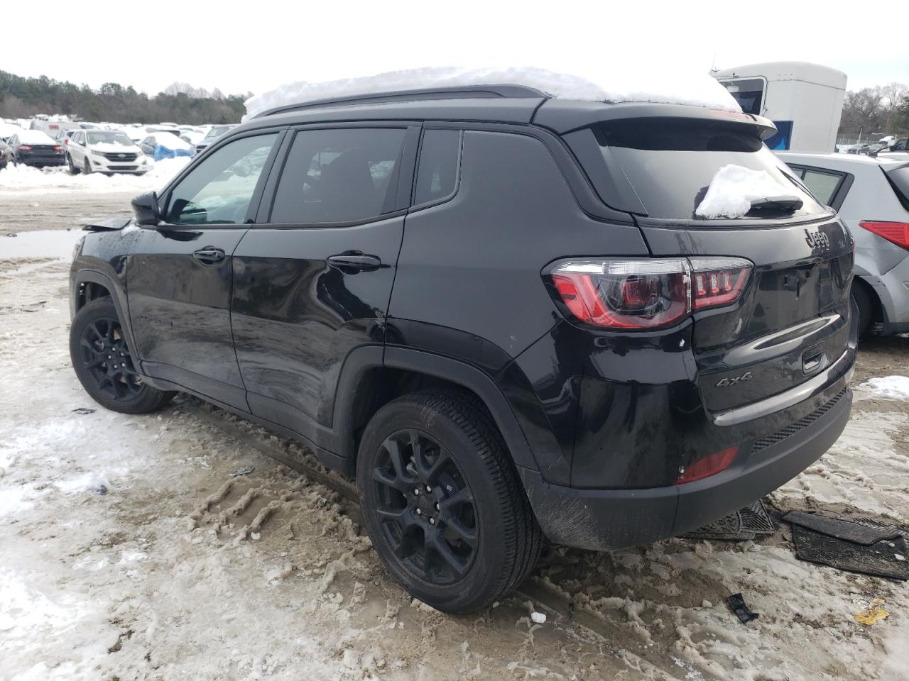 2024 JEEP COMPASS LATITUDE VIN:3C4NJDBN8RT102892