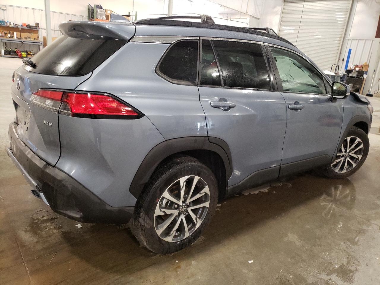 2023 TOYOTA COROLLA CROSS XLE VIN:7MUDAAAG0PV057392