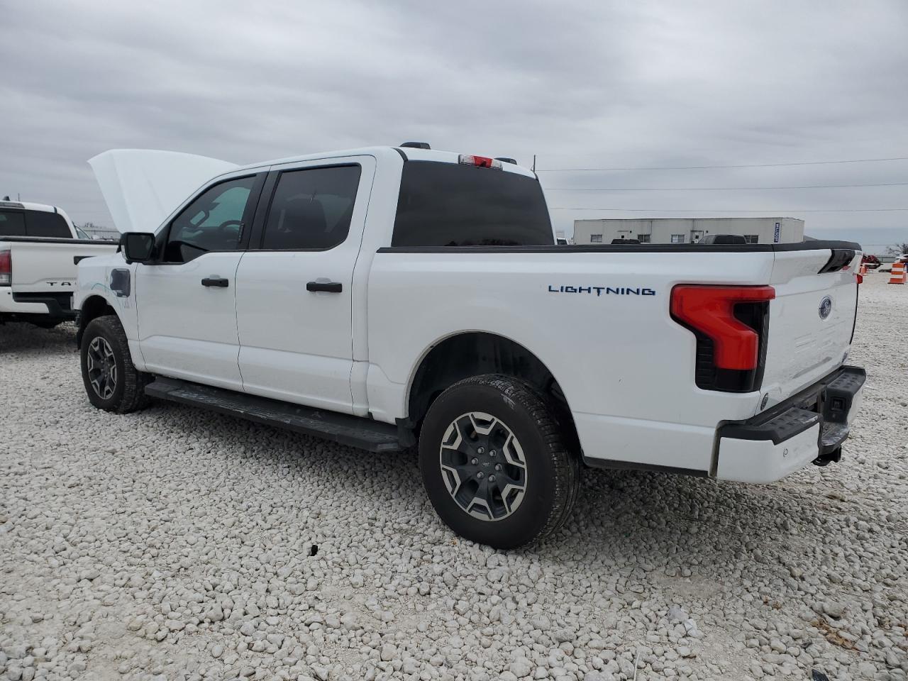 2023 FORD F150 LIGHTNING PRO VIN:1FTVW1EL5PWG29760