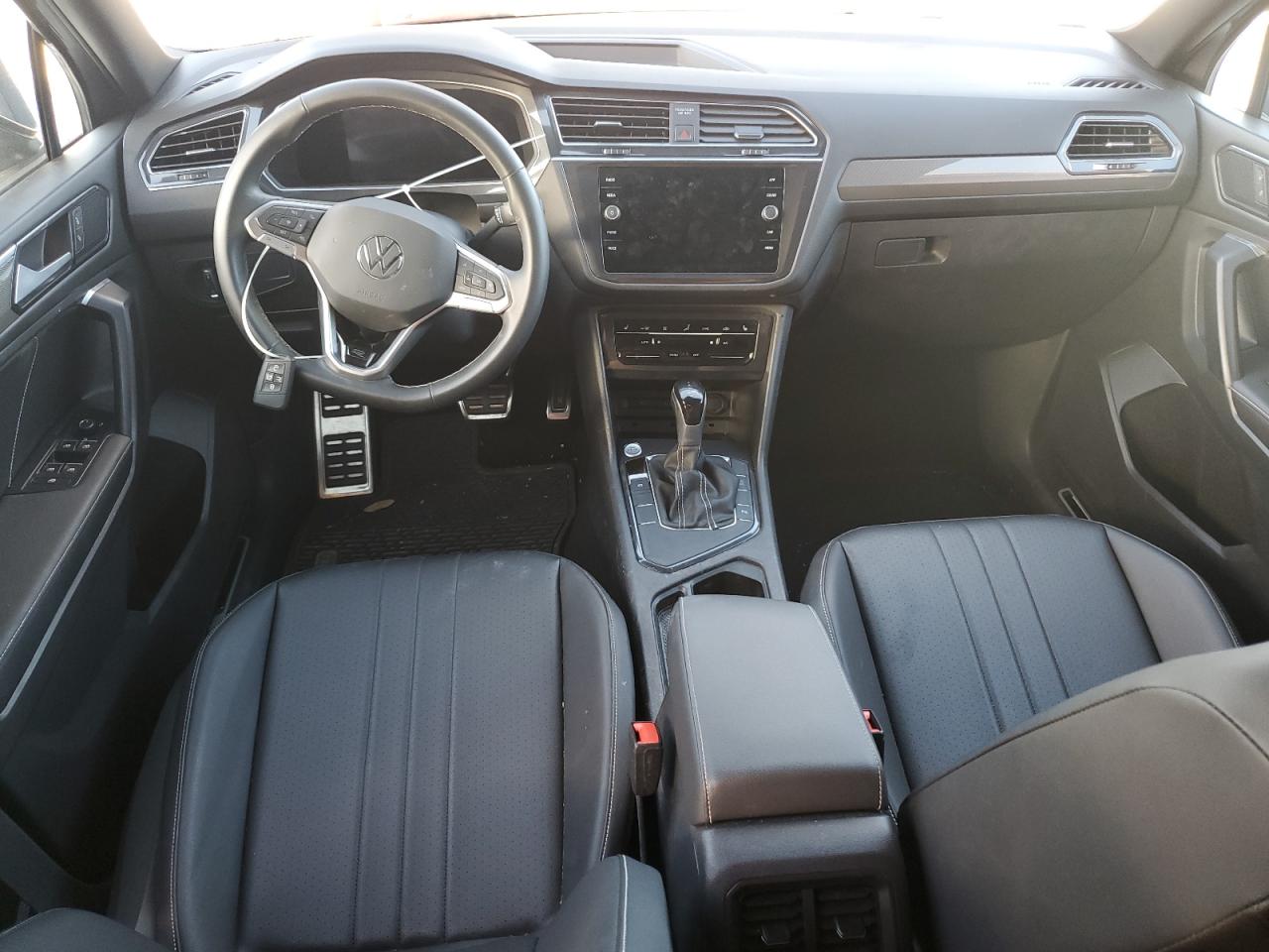 2023 VOLKSWAGEN TIGUAN SE R-LINE BLACK VIN:3VVCB7AX4PM054406