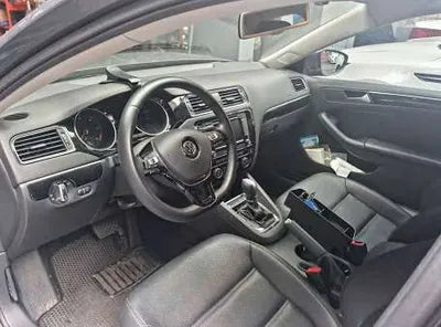 2015 Volkswagen Jetta VIN: