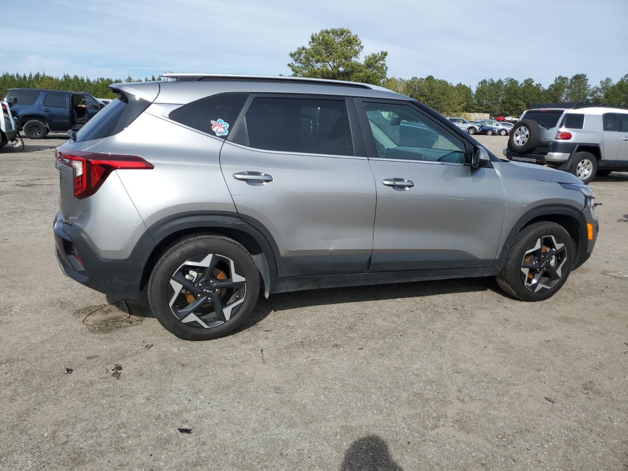 2024 KIA SELTOS EX VIN:KNDER2AA5R7565959