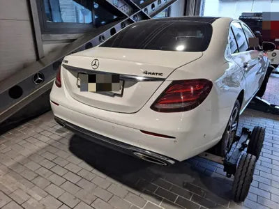 2016 Mercedes-Benz E 300 WDDZF4KB5HA121193 VIN:WDDZF4KB5HA121193