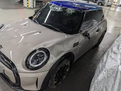 2021 MINI Cooper VIN: