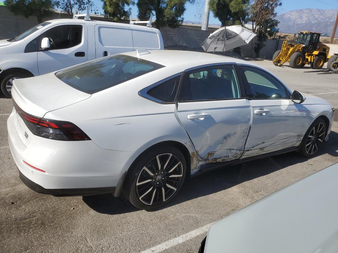 2024 HONDA ACCORD TOURING HYBRID VIN:1HGCY2F82RA040359