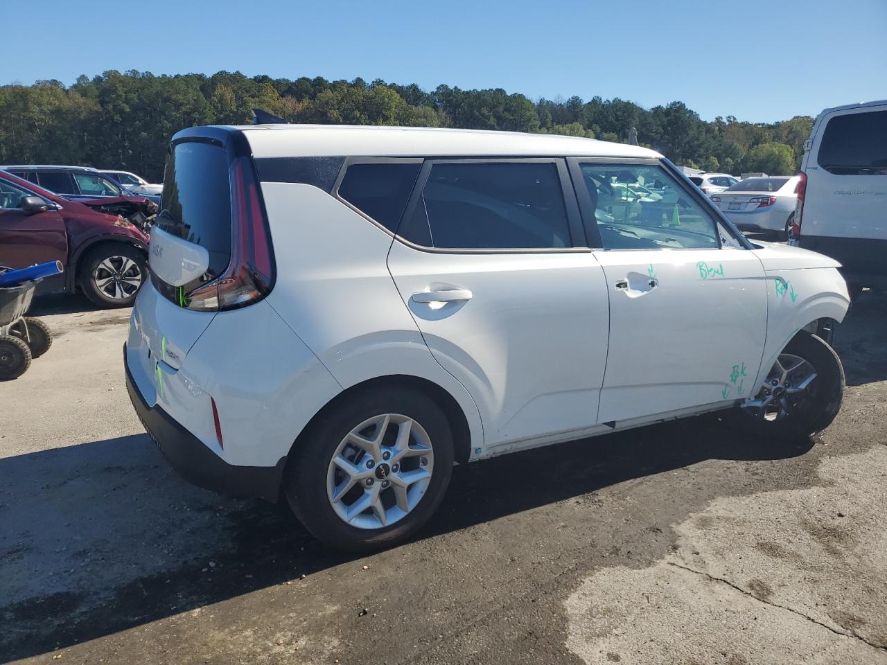 2024 KIA SOUL LX VIN:KNDJ23AU8R7237373