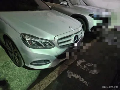 2015 Mercedes-Benz E 300 VIN: