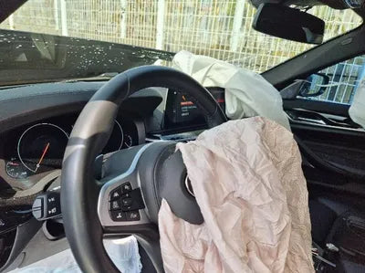 2019 BMW 530 WBAJD3104KWW21635 VIN:WBAJD3104KWW21635