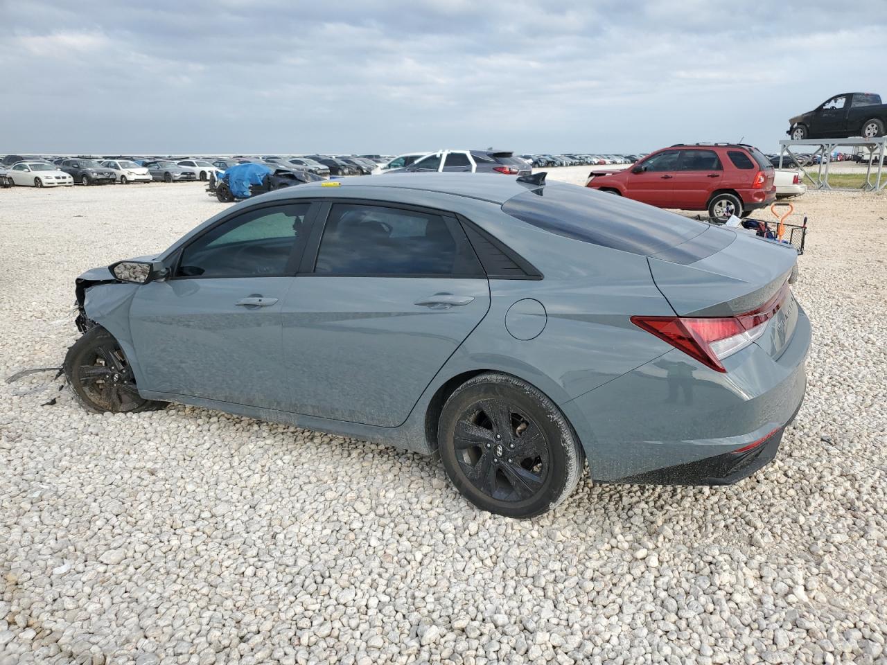 2022 HYUNDAI ELANTRA SEL VIN:KMHLM4AG1NU332139