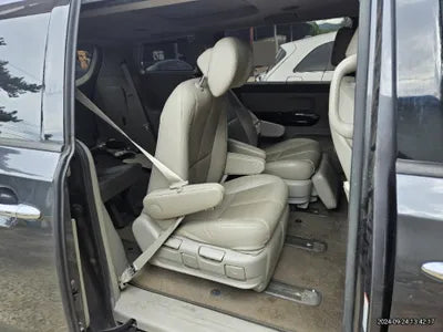 2015 Kia Carnival VIN: